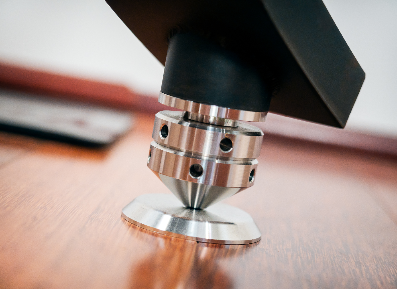 Loudspeaker Stand Mounting Foot with Height Adjustment
