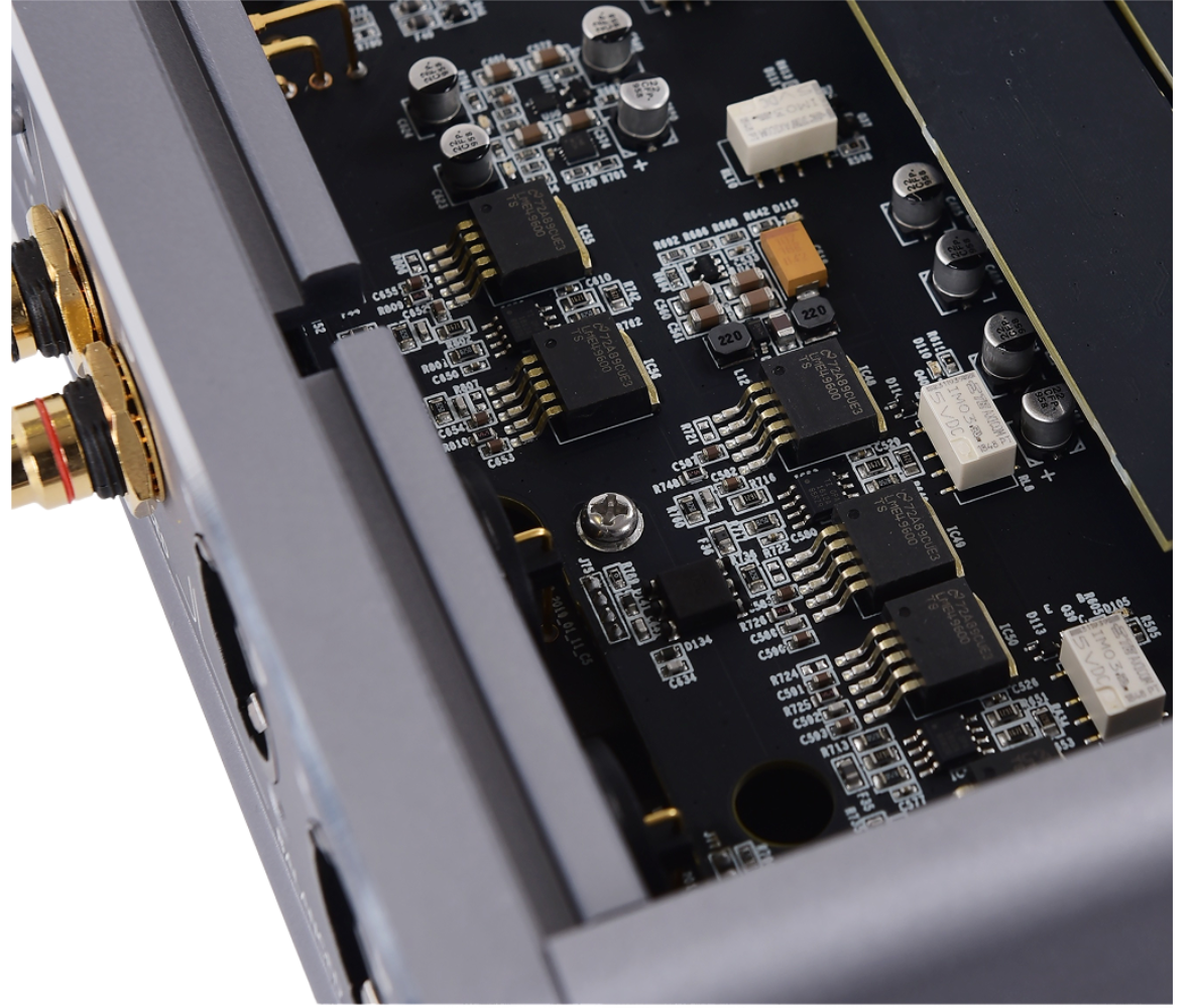 Preamplifier Line Out Stage, Balanced and Unbalanced Outputs